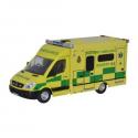 Oxford Diecast 76MA001 Mercedes Ambulance