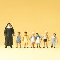 Preiser 75029 Nun with Children